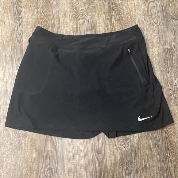 Nike Pants - Nike Golf | Large Dri-Fit Tour Balance Skort